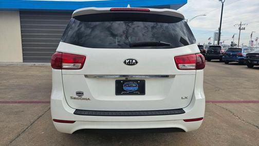 Clear White 2017 Kia Sedona LX