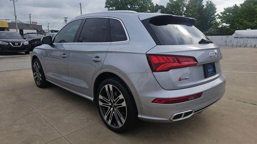 Florett Silver Metallic 2018 Audi SQ5 3.0T Prestige