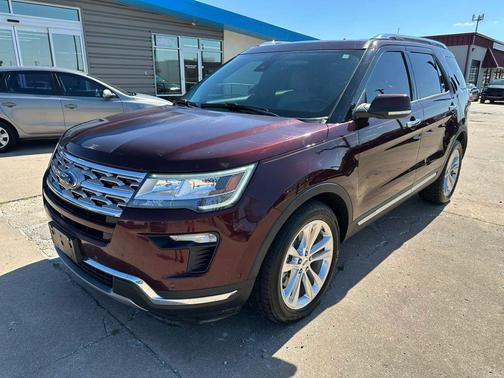 Burgundy 2018 Ford Explorer Limited