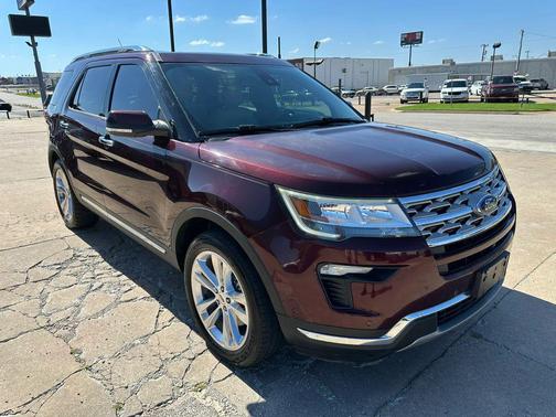 Burgundy 2018 Ford Explorer Limited