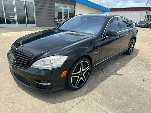 Black 2011 Mercedes-Benz S-Class S 63 AMG Sedan 4D