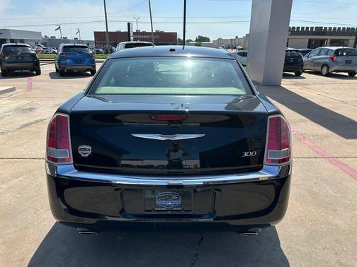 Black 2011 Chrysler 300 Limited