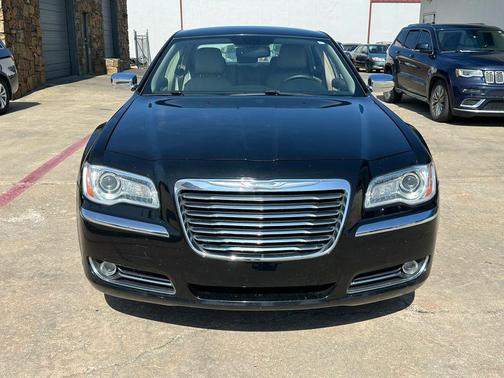 Black 2011 Chrysler 300 Limited