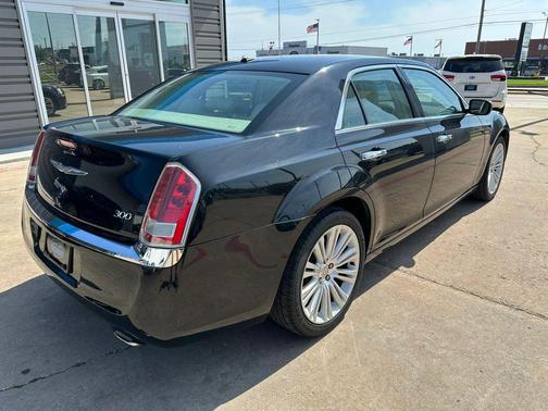 Black 2011 Chrysler 300 Limited