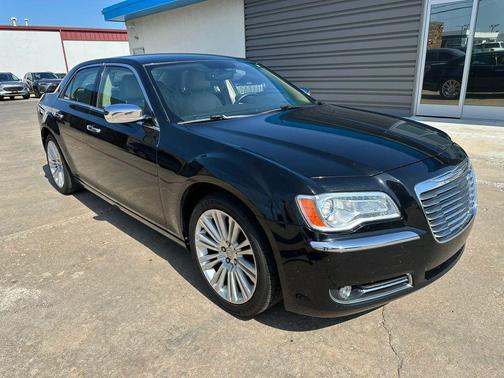 Black 2011 Chrysler 300 Limited