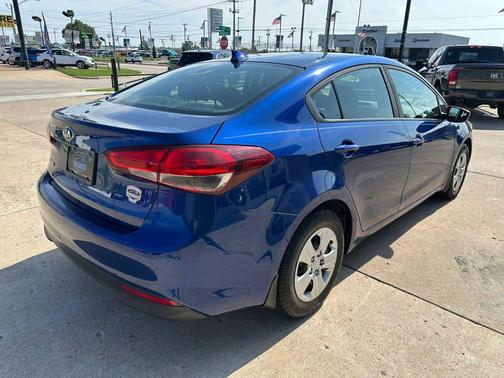 Deep Sea Blue 2017 Kia Forte LX