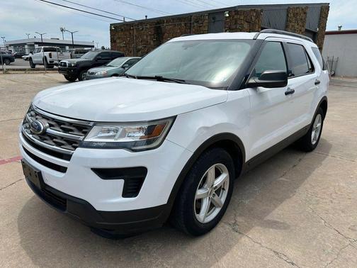 Oxford White 2018 Ford Explorer Sport