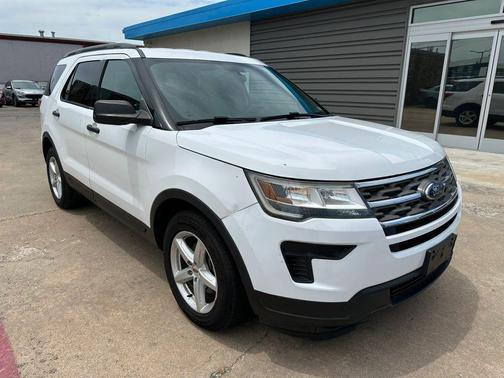 Oxford White 2018 Ford Explorer Sport