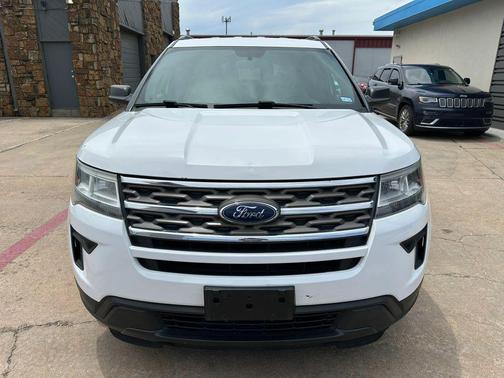 Oxford White 2018 Ford Explorer Sport