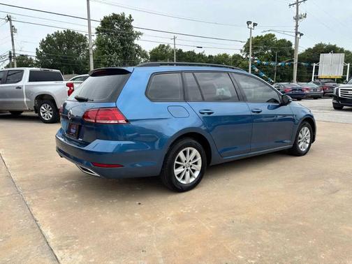 2019 Volkswagen Golf SportWagen TSI SE