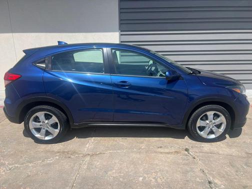 2016 Honda HR-V LX