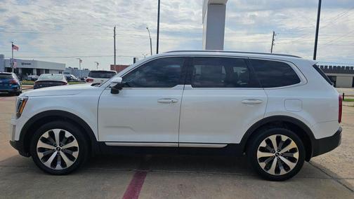 Snow White Pearl 2020 Kia Telluride S
