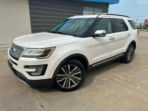 White Platinum Metallic Tri-Coat 2017 Ford Explorer sport
