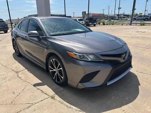 Predawn Gray Mica 2019 Toyota Camry SE