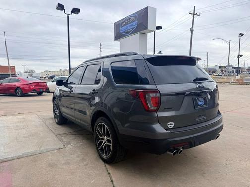 2019 Ford Explorer Sport