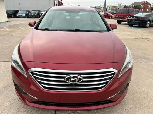 2016 Hyundai SONATA SE