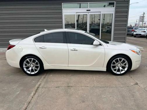 White Diamond Tricoat 2014 Buick Regal GS