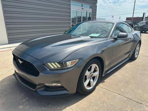 Magnetic Metallic 2017 Ford Mustang V6 Coupe
