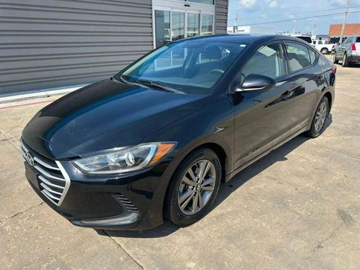 Phantom Black 2018 Hyundai ELANTRA SEL