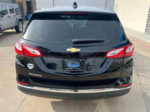 Mosaic Black Metallic 2018 Chevrolet Equinox LS