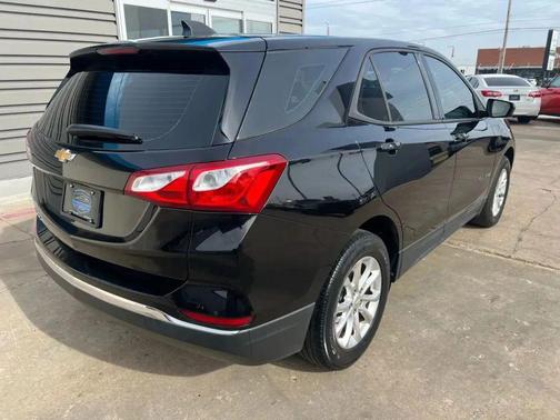 Mosaic Black Metallic 2018 Chevrolet Equinox LS