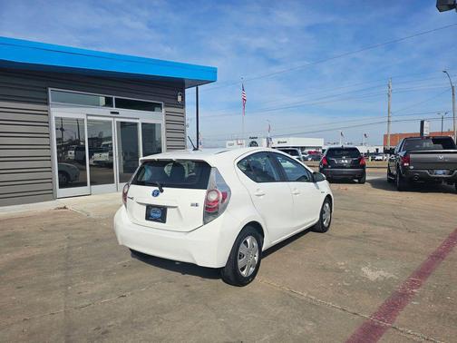 2013 Toyota Prius c Two
