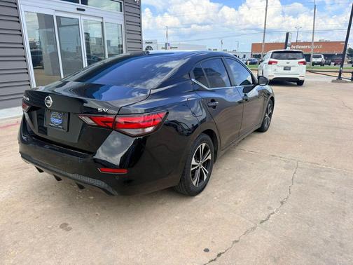 Super Black 2022 Nissan Sentra SV