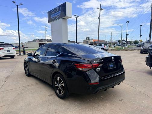 Super Black 2022 Nissan Sentra SV