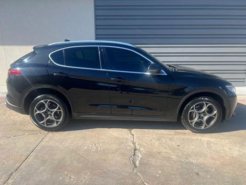 2018 Alfa Romeo Stelvio Ti Sport
