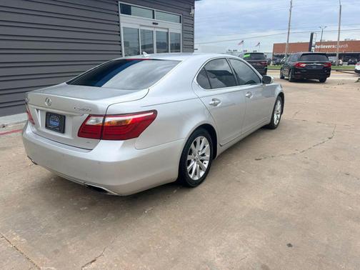 Mercury Metallic 2010 Lexus LS 460 Base