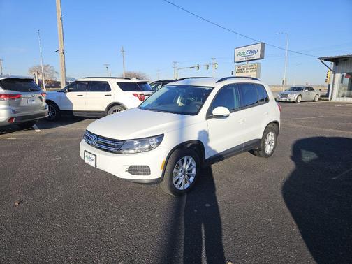 2018 Volkswagen Tiguan Limited 2.0T 4MOTION
