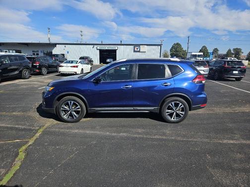 2017 Nissan Rogue SL