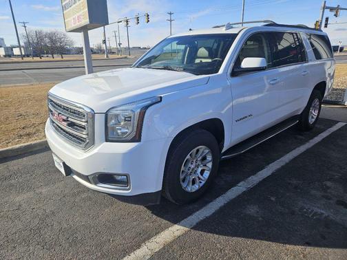 2017 GMC Yukon XL SLT