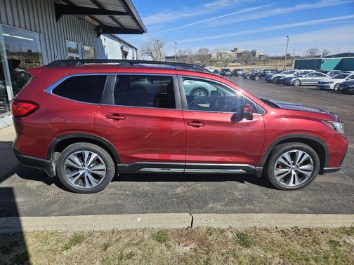 Crimson Red Pearl 2019 Subaru Ascent Limited 7-Passenger