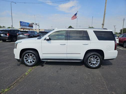 WHITE 2015 GMC Yukon Denali