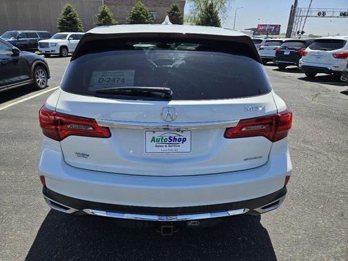 White Diamond Pearl 2017 Acura MDX 3.5L w/Technology Package