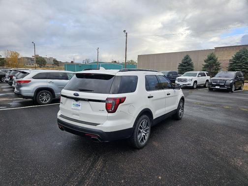 2017 Ford Explorer sport