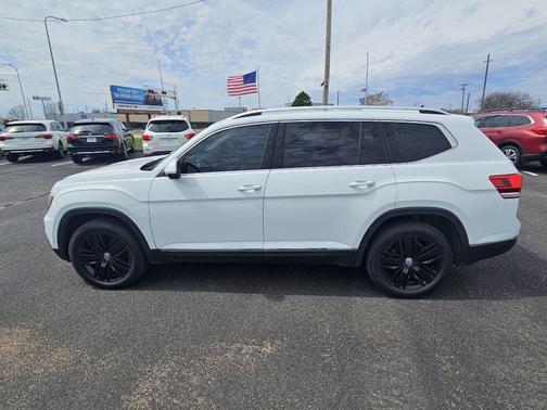 2019 Volkswagen Atlas 3.6L SEL Premium