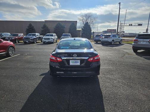 2017 Nissan Altima 2.5 SV