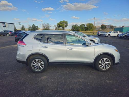 2015 Nissan Rogue SL