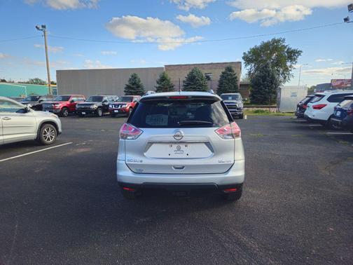 2015 Nissan Rogue SL