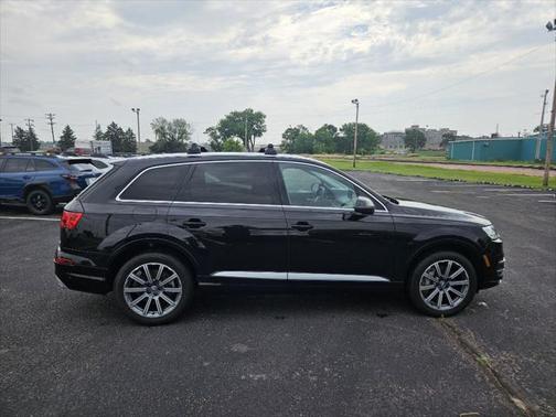 2019 Audi Q7 55 Prestige