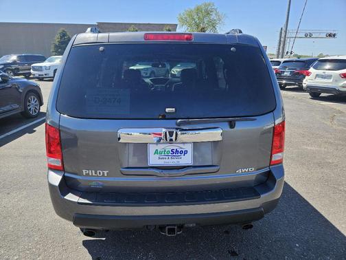Polished Metal Metallic 2011 Honda Pilot EX-L