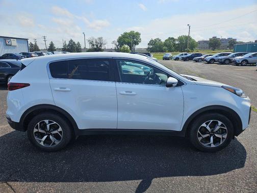 WHITE 2020 Kia Sportage LX