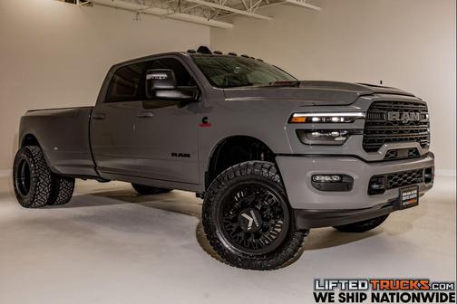 2025 RAM 3500 Laramie Crew Cab 4x4 8' Box