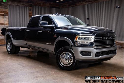 2020 RAM 3500 Laramie Crew Cab 4x4 8' Box