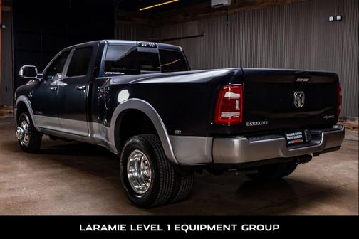 2020 RAM 3500 Laramie Crew Cab 4x4 8' Box