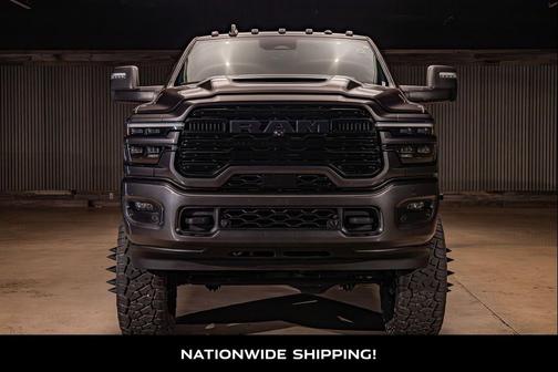 Granite Crystal Metallic Clearcoat 2025 RAM 3500 Laramie Crew Cab 4x4 8' Box