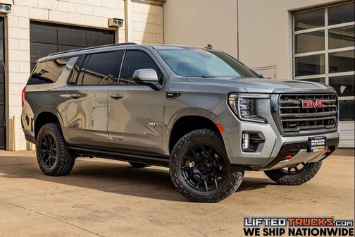 2023 GMC Yukon XL 4WD AT4