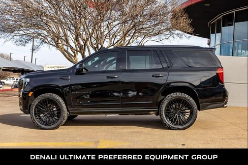 2023 GMC Yukon Denali Ultimate